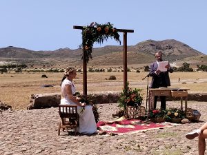 Boda civil en Almeria en la playa de los Genoveses